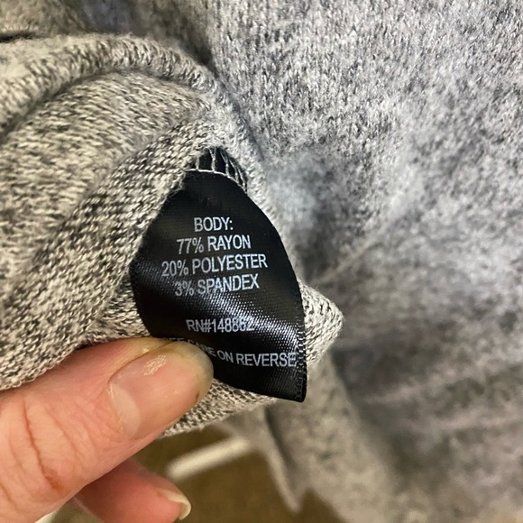 Torrid heathered gray open shoulder lace up soft stretchy quarter sleeve top 2X - Picture 8 of 12